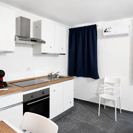 Apartment Zagara House